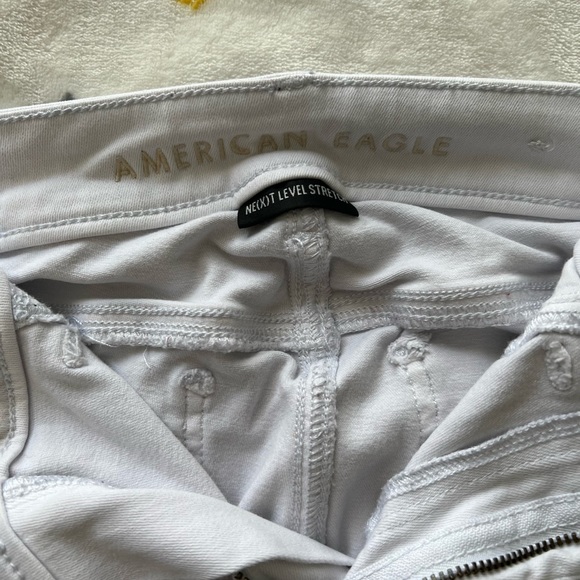AMERICAN EAGLE SIZE 6  white holy jegging jeans - Picture 5 of 8